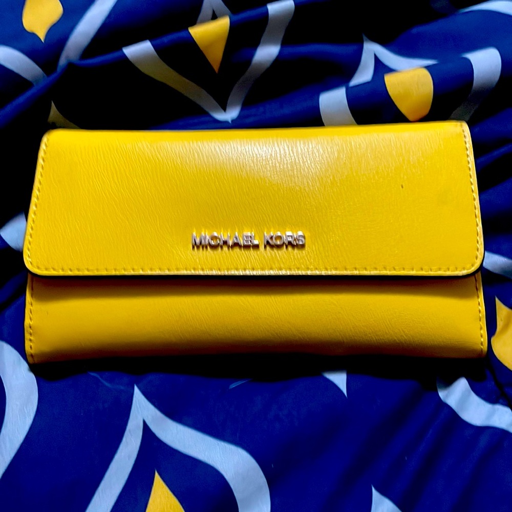 Michael Kors leather wallet